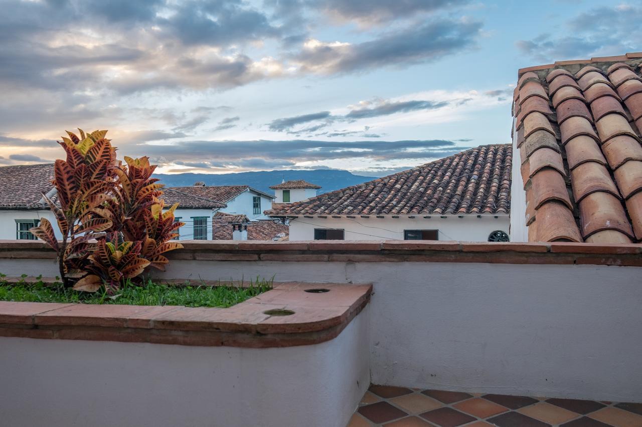 La Casa Del Arbol Hotel Boutique Вілья-де-Лейва Екстер'єр фото